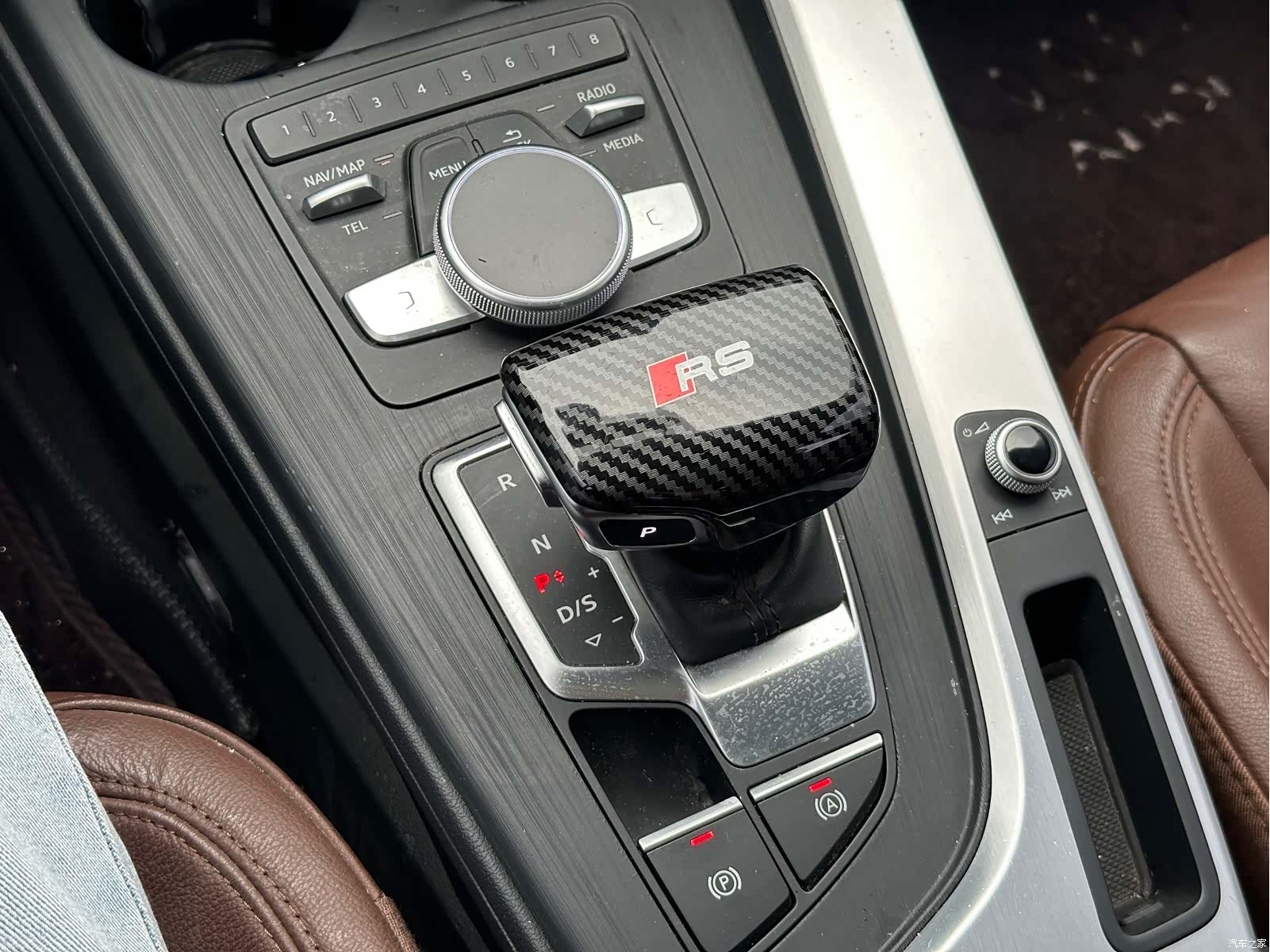 Audi A4L, 2019 14