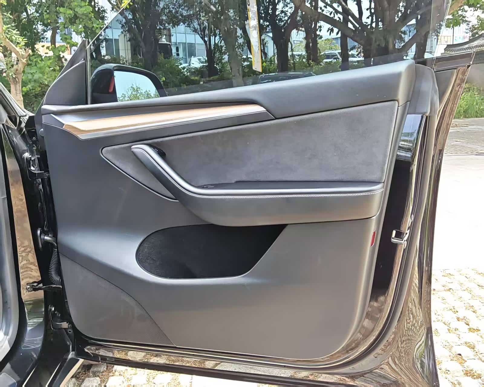 Tesla Model Y, 2022 10