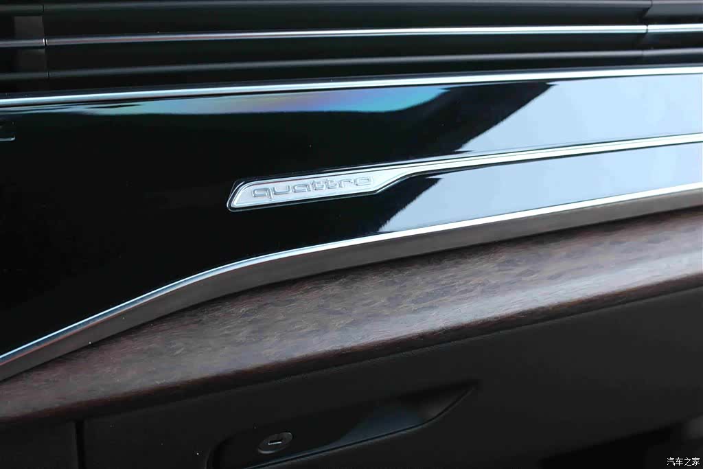Audi Q7, 2021 10