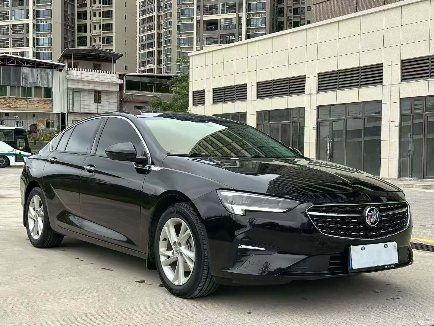 Buick Regal, 2022 3