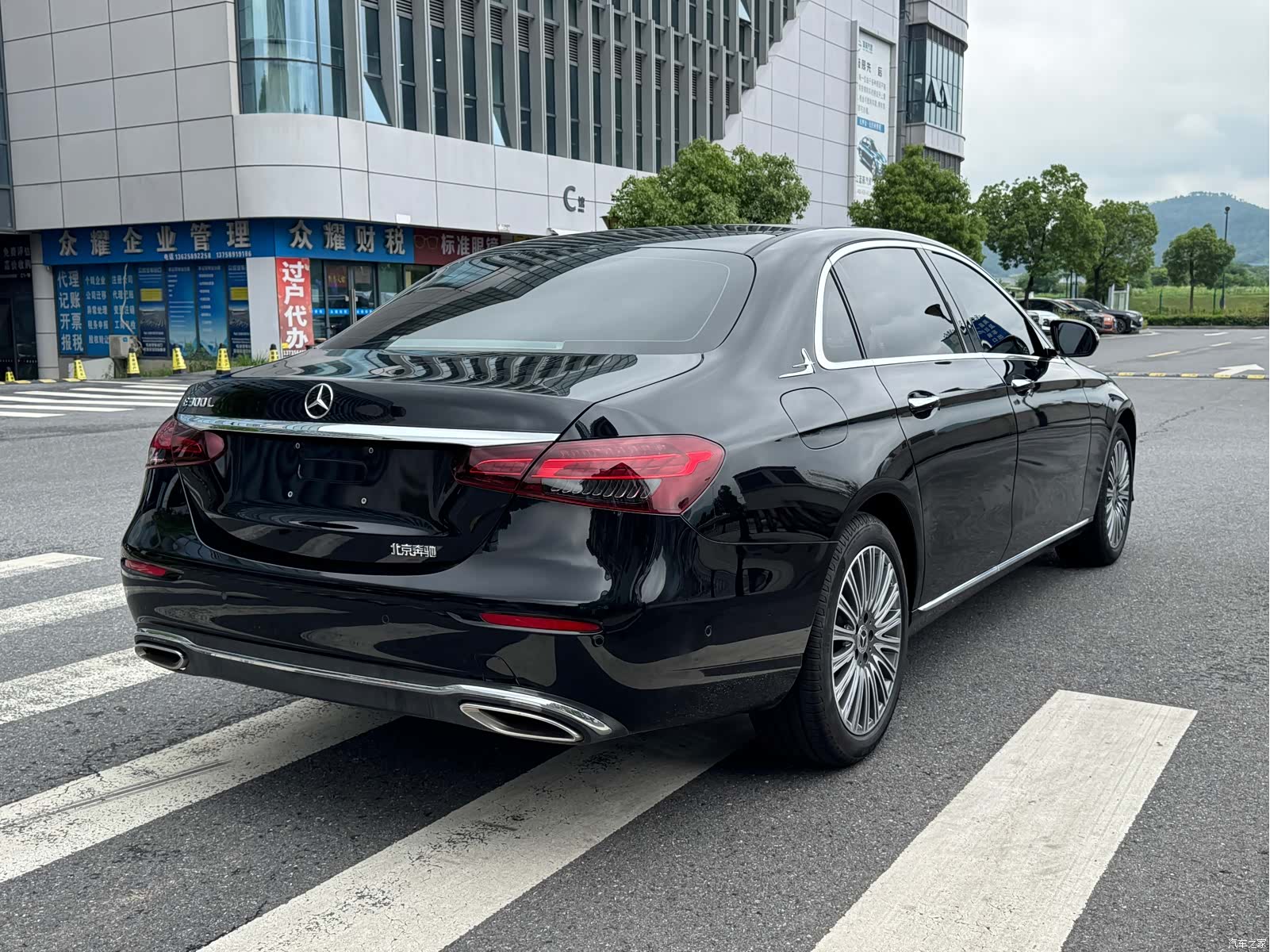 Mercedes-Benz E-Class, 2023 6