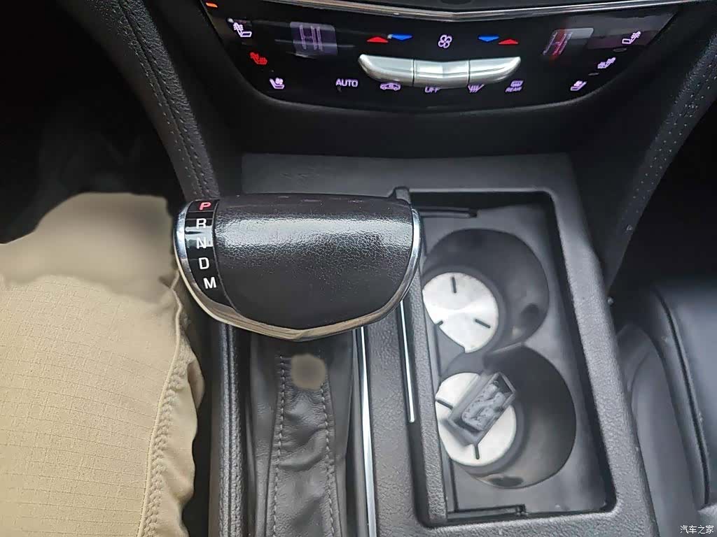 Cadillac CT6, 2018 10