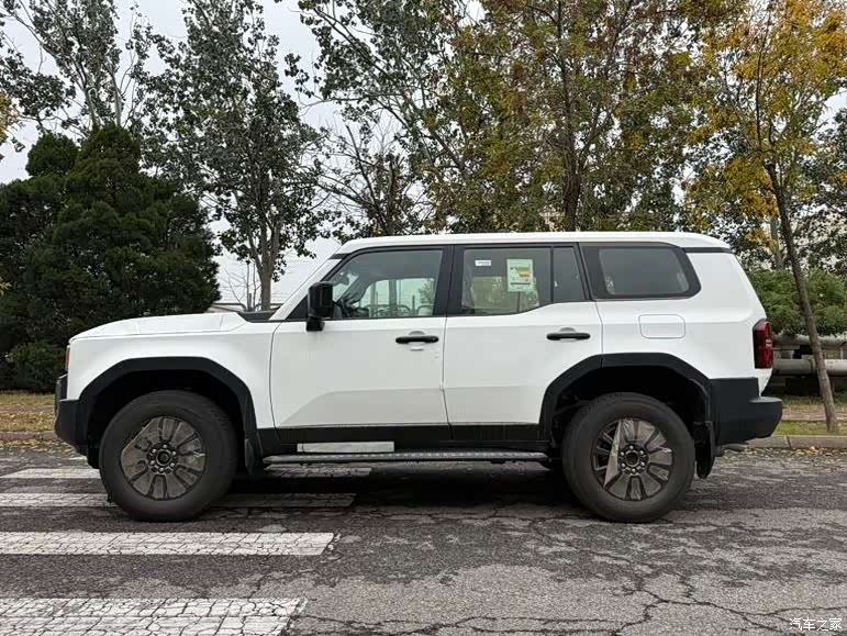 Toyota Prado, 2026 3