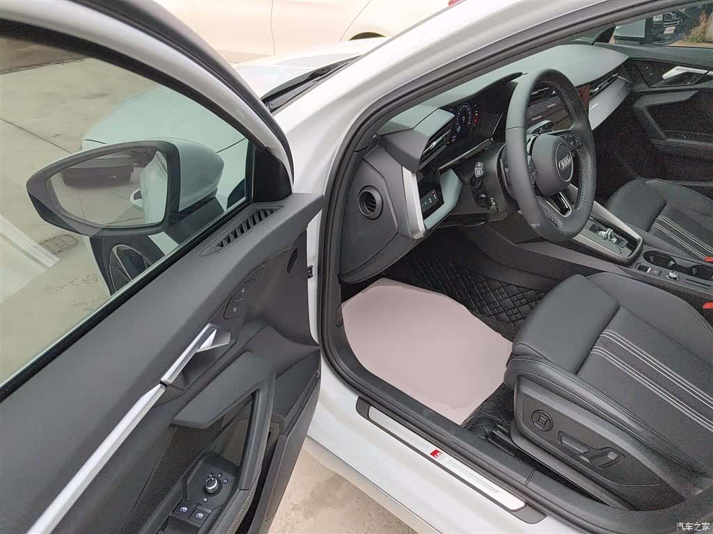 Audi A3, 2024 12