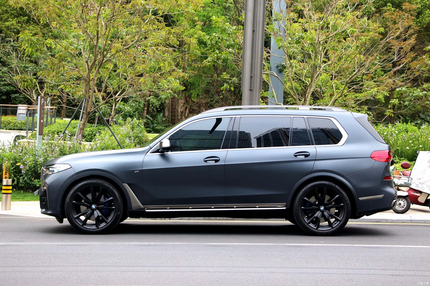 BMW X7, 2021 3