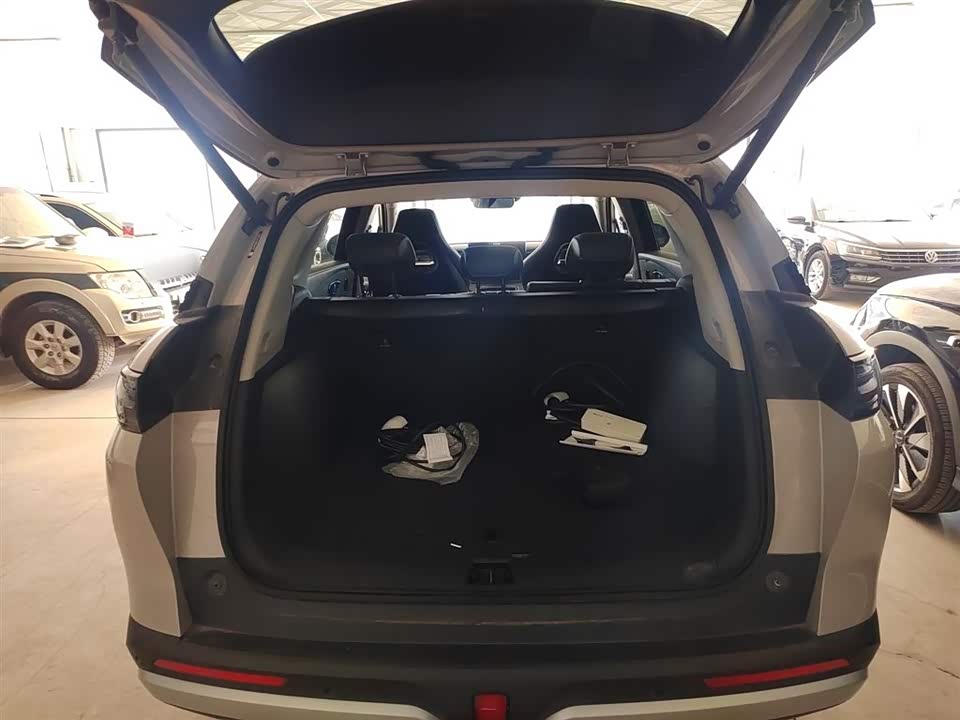 BYD Sea Lion 07 DM-i