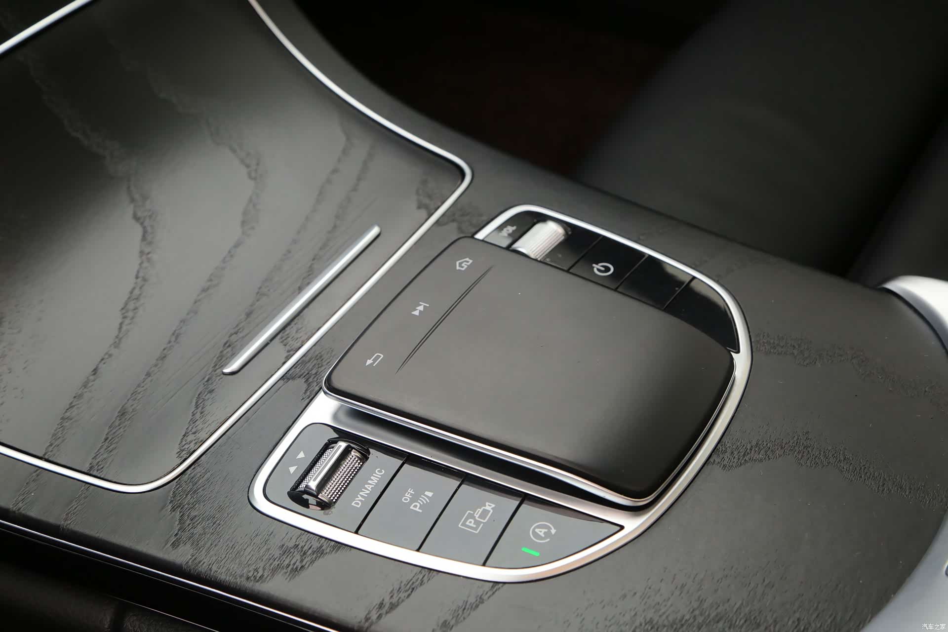 Mercedes-Benz C-Class, 2019 15