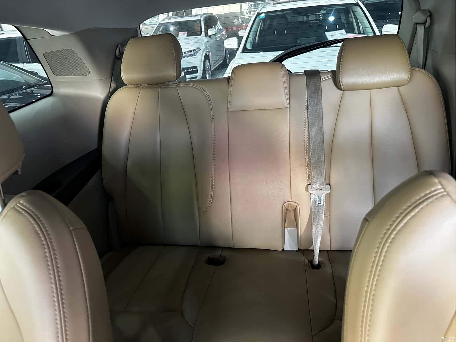 Buick GL8, 2018 8
