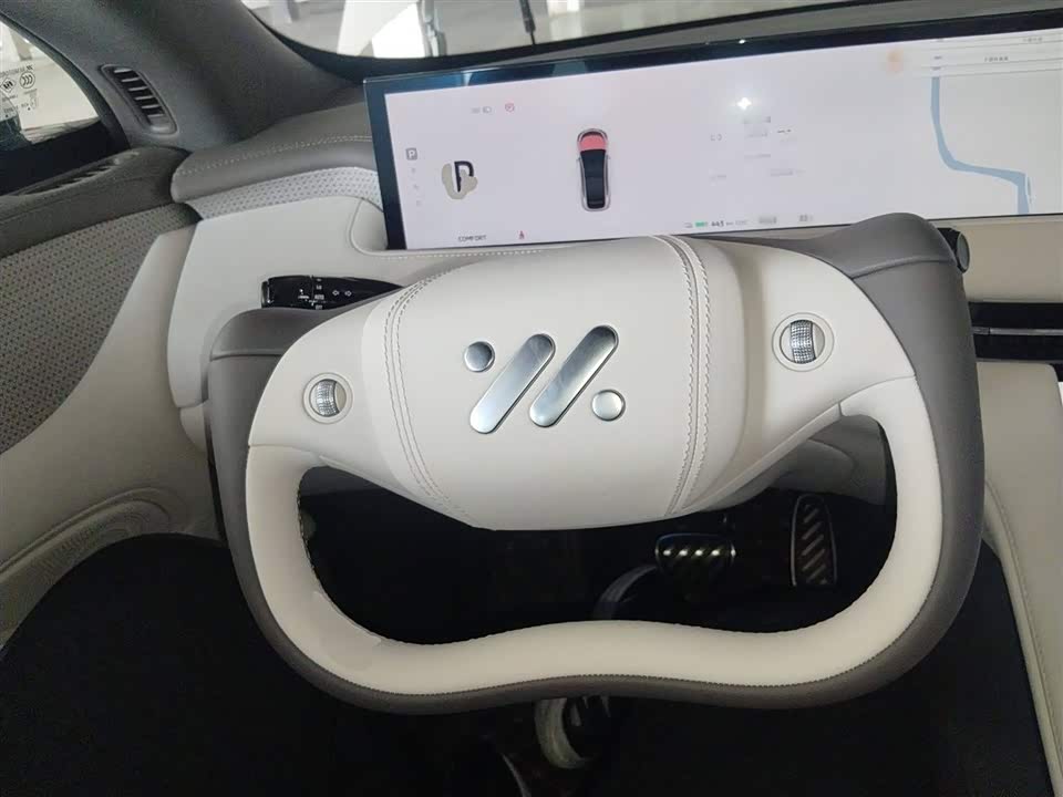 IM Motors Zhiji LS7 IM Motors Zhiji LS7