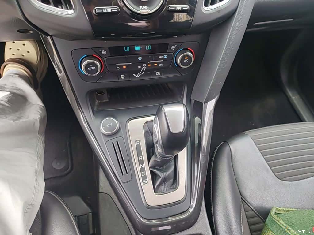 Ford Focus, 2017 14
