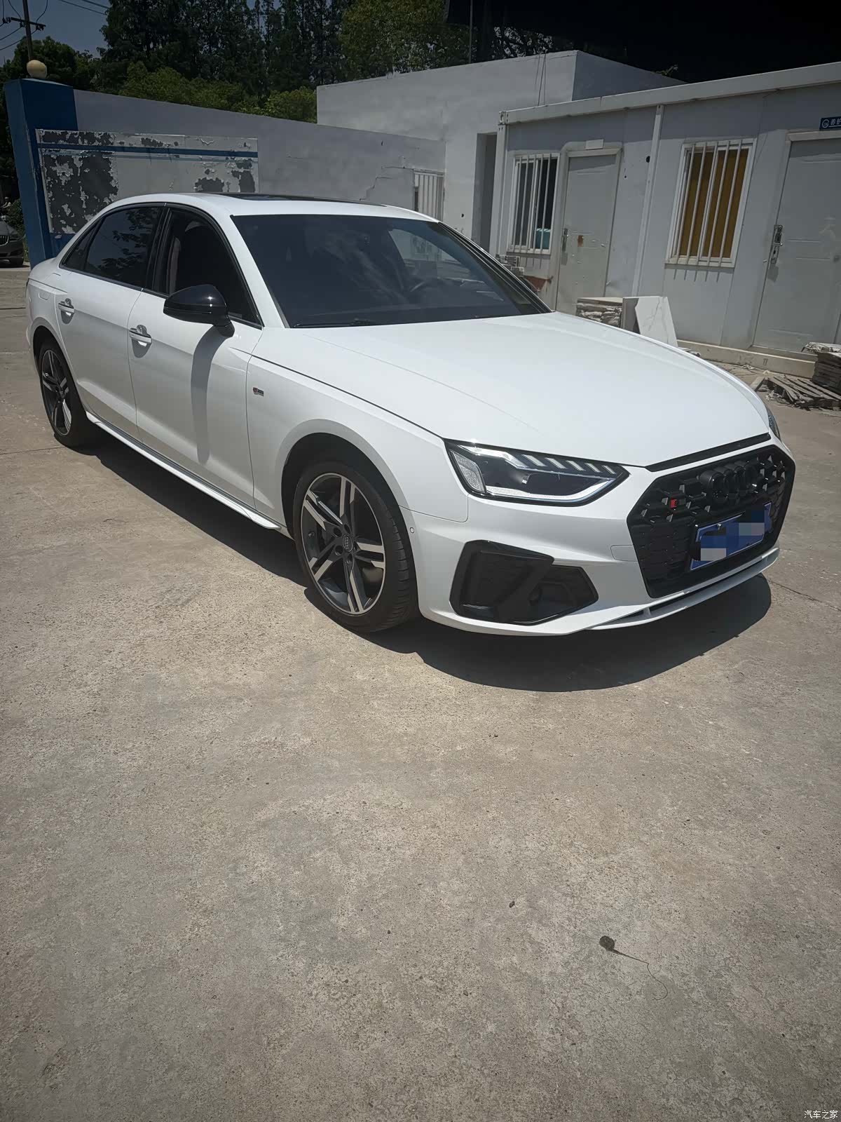 Audi A4L, 2021 3