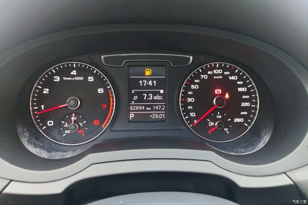 Audi Q3, 2018 14