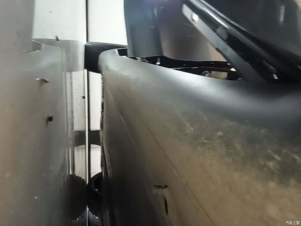 Tesla Model Y, 2022 21