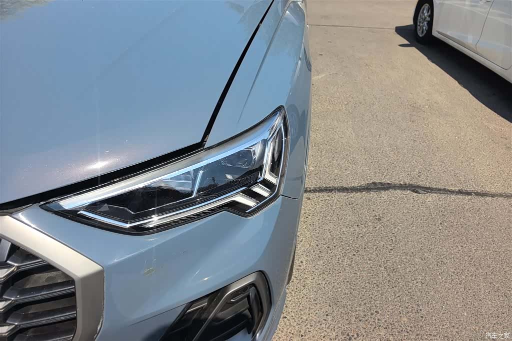 Audi Q3, 2023 все фото