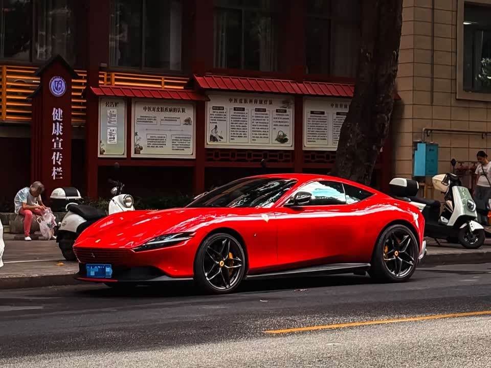 Ferrari Roma