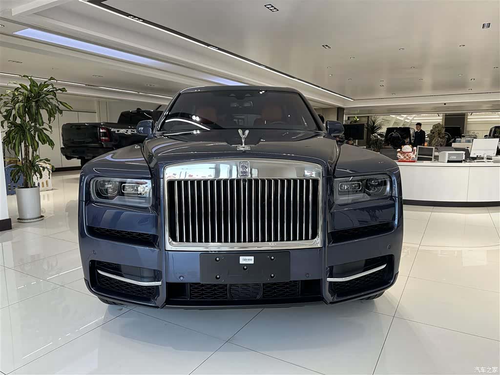Rolls-Royce Cullinan, 2023 2