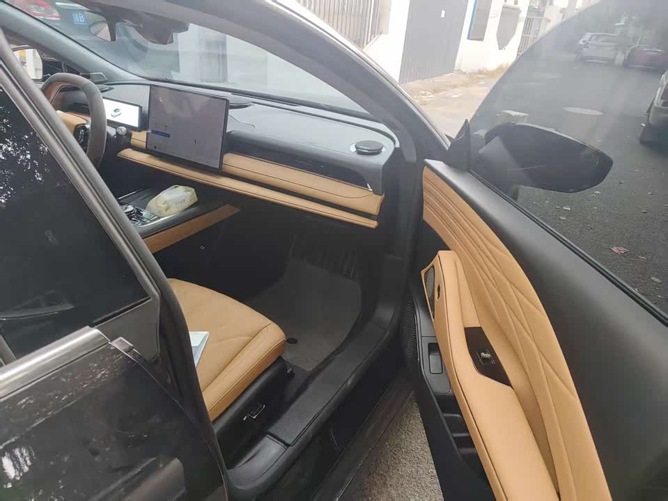 Geely Galaxy Galaxy Sparkle 8