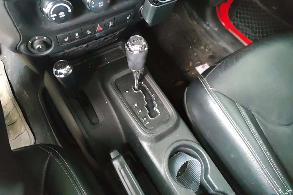 Jeep Wrangler, 2018 16