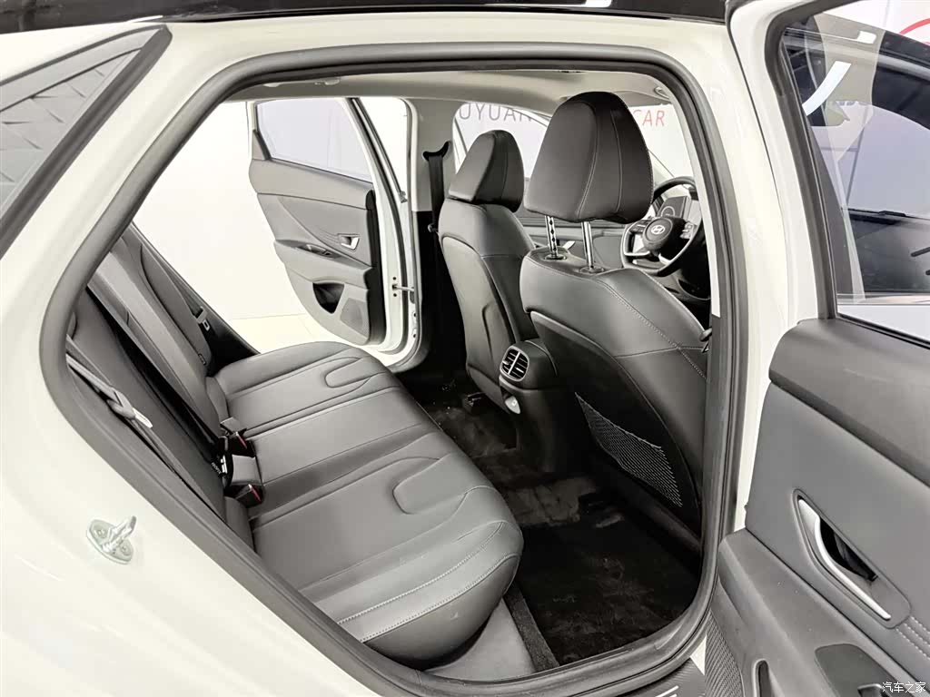 Hyundai Elantra, 2024 14