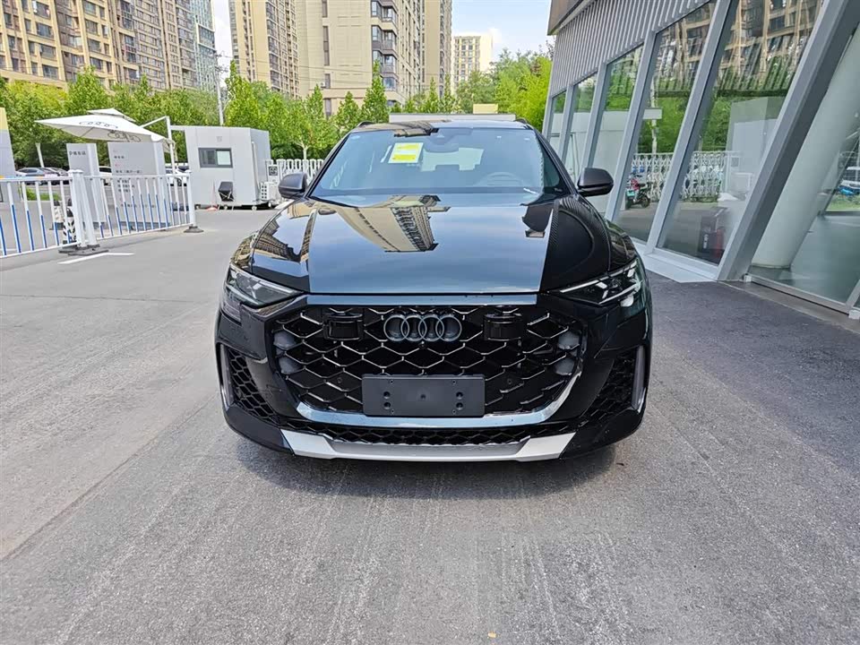 Audi RS Q8 Audi RS Q8