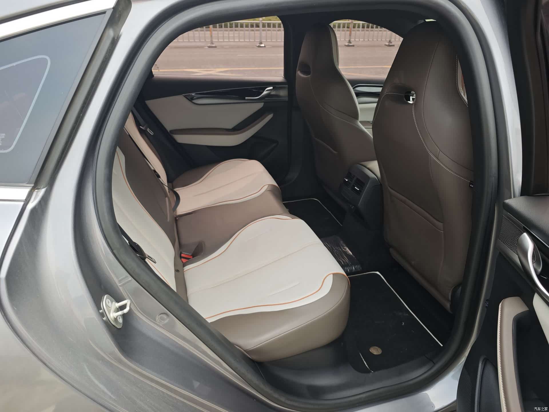 BYD Qin, 2023 11