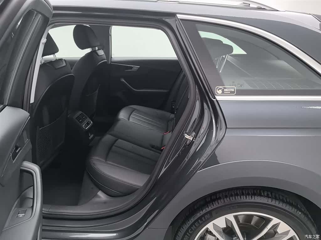 Audi A4, 2022 15