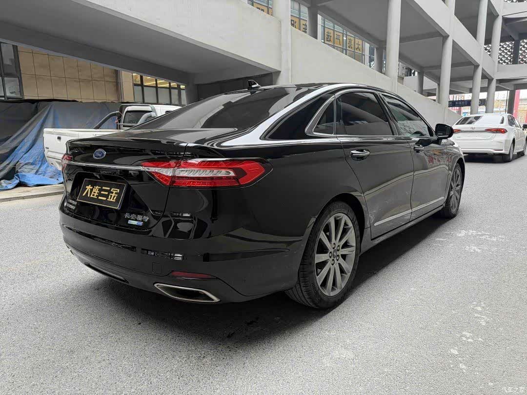 Ford Taurus, 2021 8