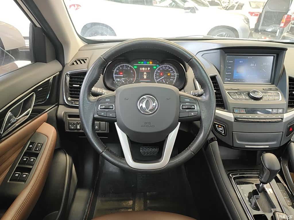 DongFeng AX7, 2018 11
