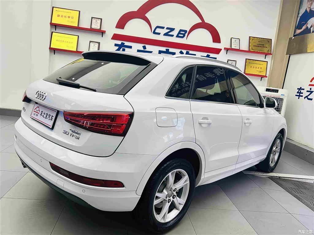 Audi Q3, 2018 все фото