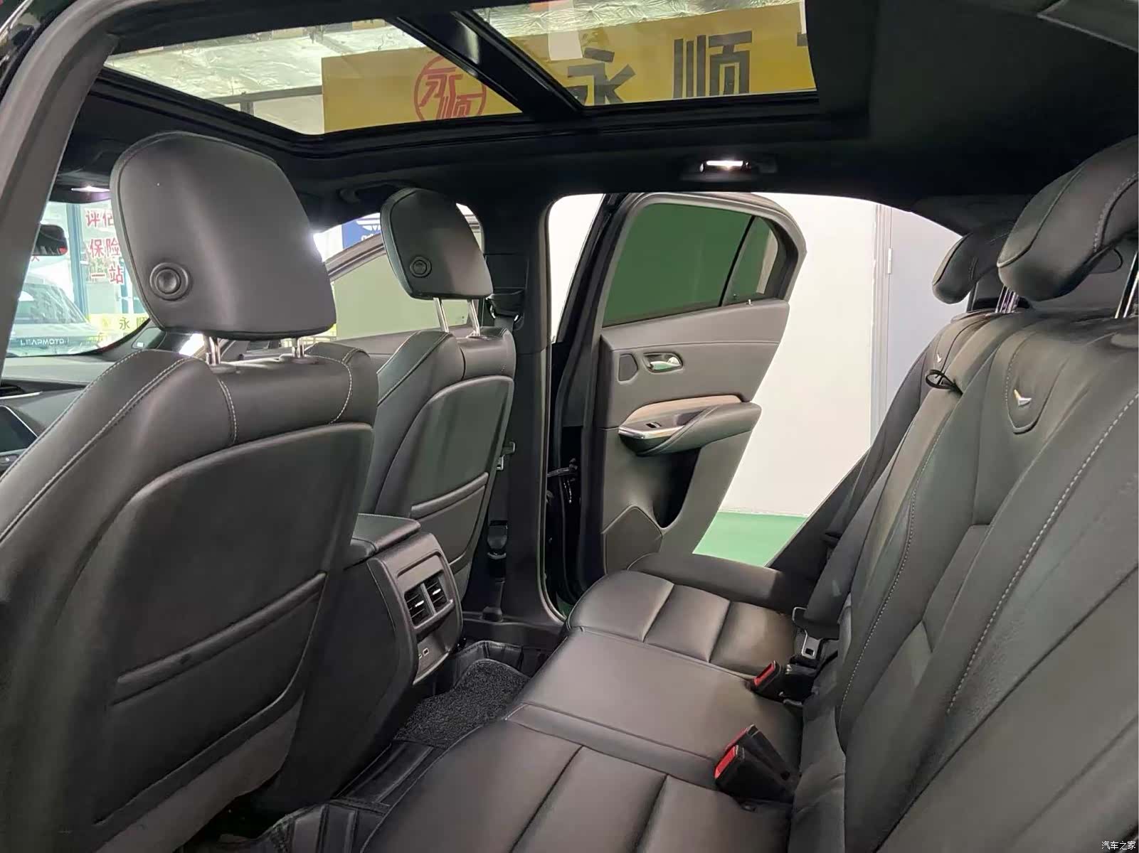 Cadillac XT4, 2019 все фото