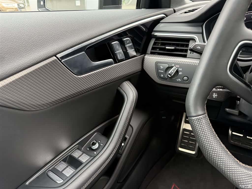 Audi A4L, 2024 8