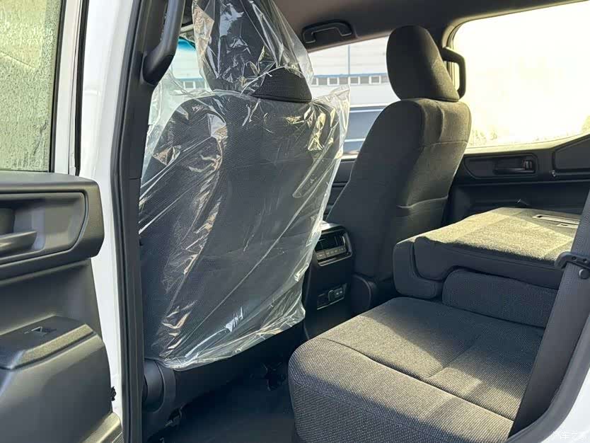 Toyota Prado, 2026 9