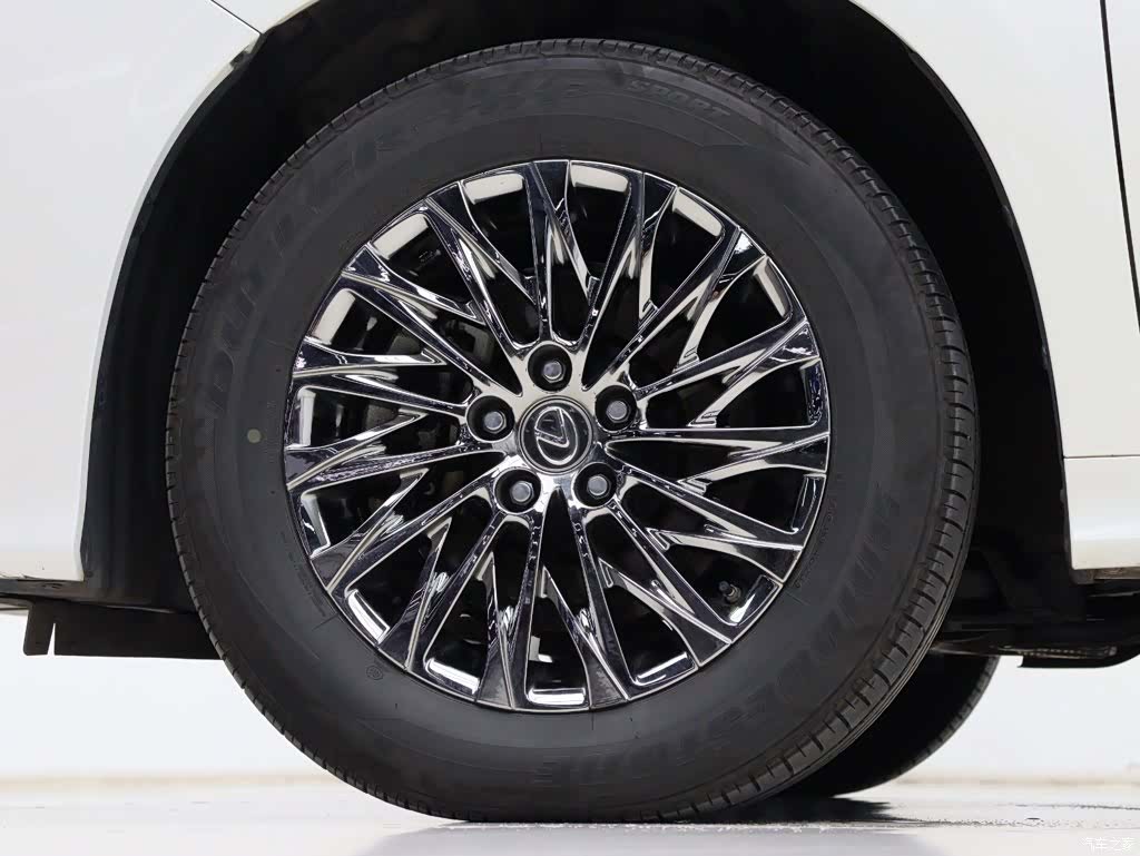 Lexus LM, 2020 27