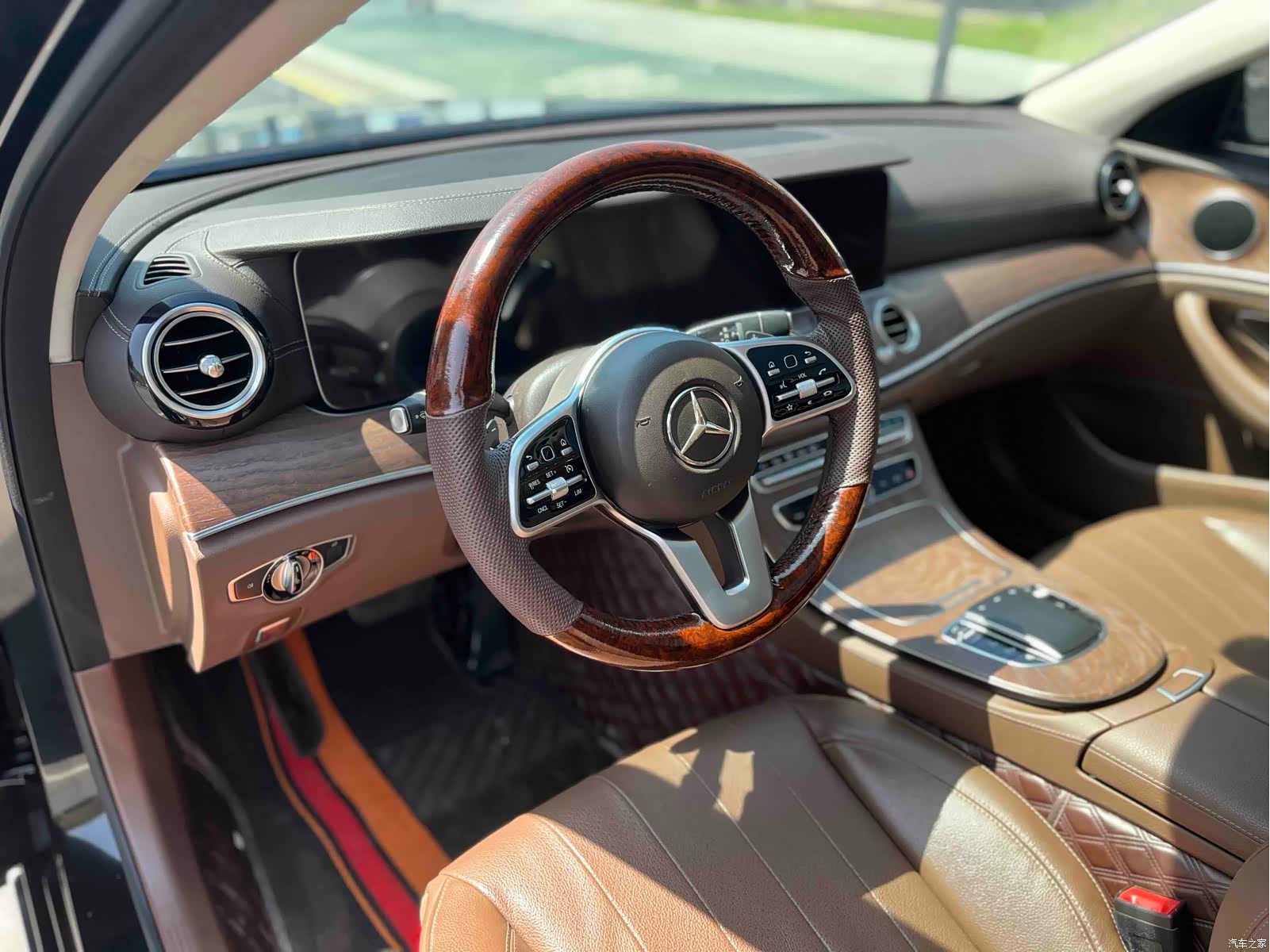 Mercedes-Benz E-Class, 2019 7