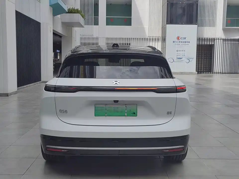 NIO ES6