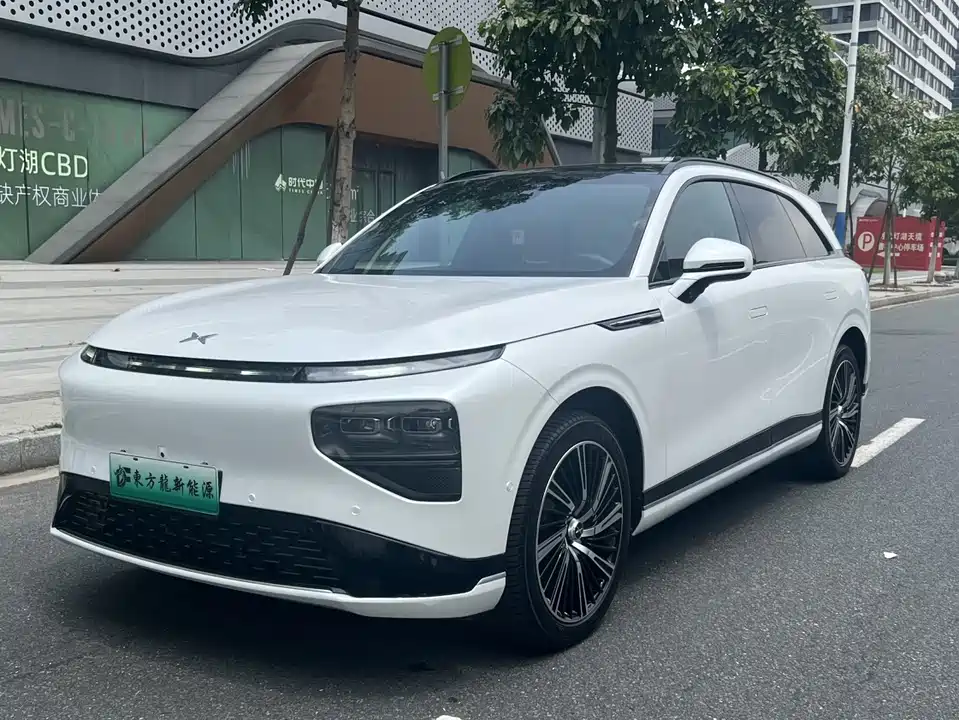 XPENG G9
