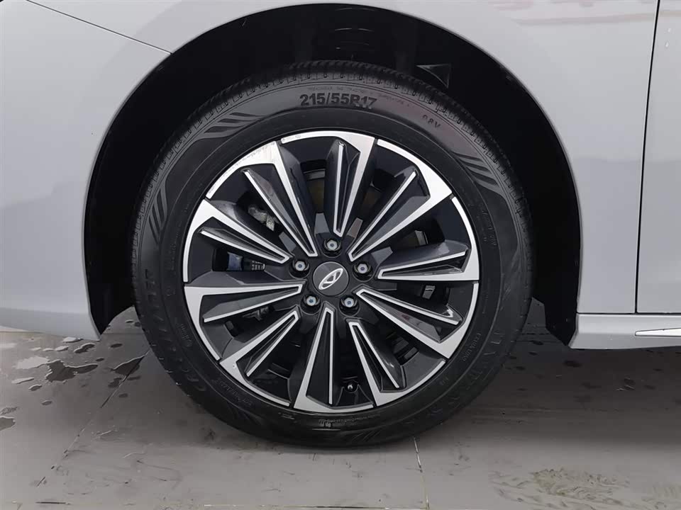 Chery Fulwin Fengyun A8