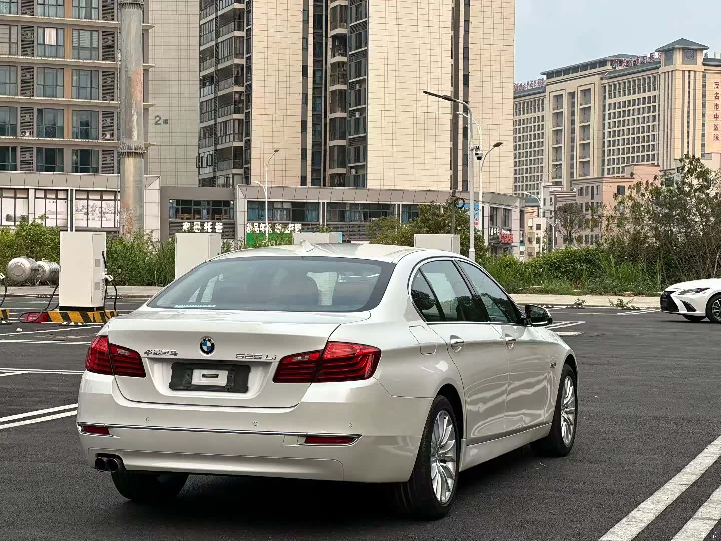 BMW 5 Series, 2013 8