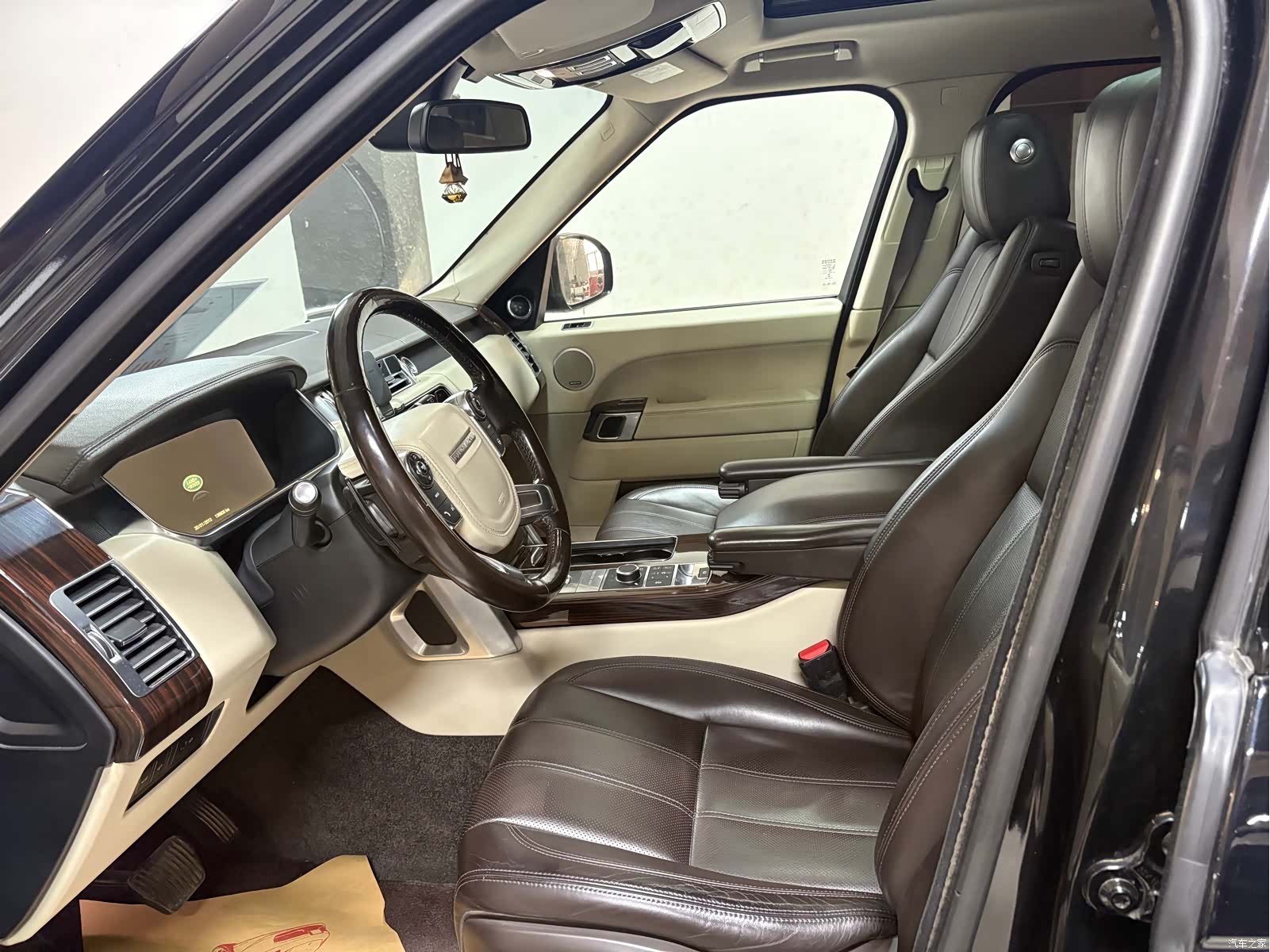 Land Rover Range Rover, 2016 8