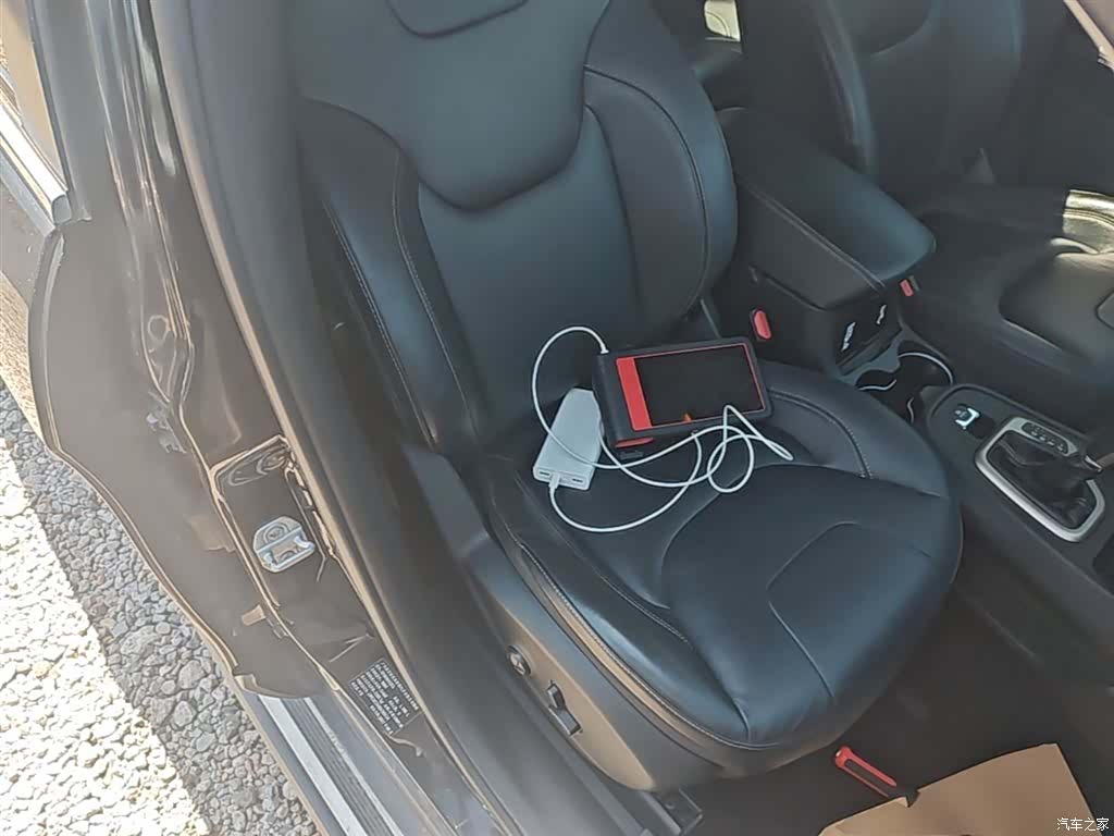 Jeep Cherokee, 2017 25