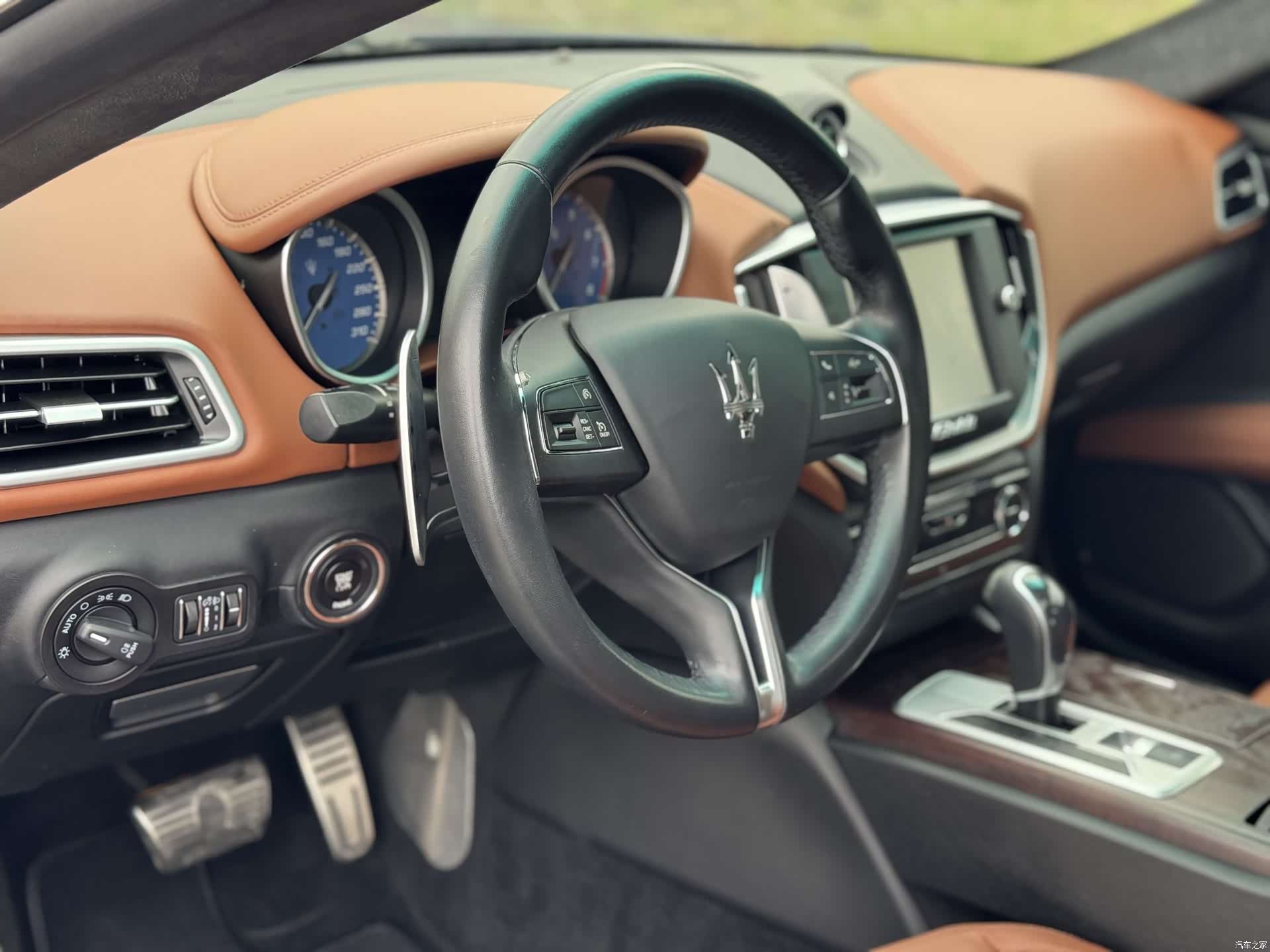 Maserati Ghibli, 2014 13