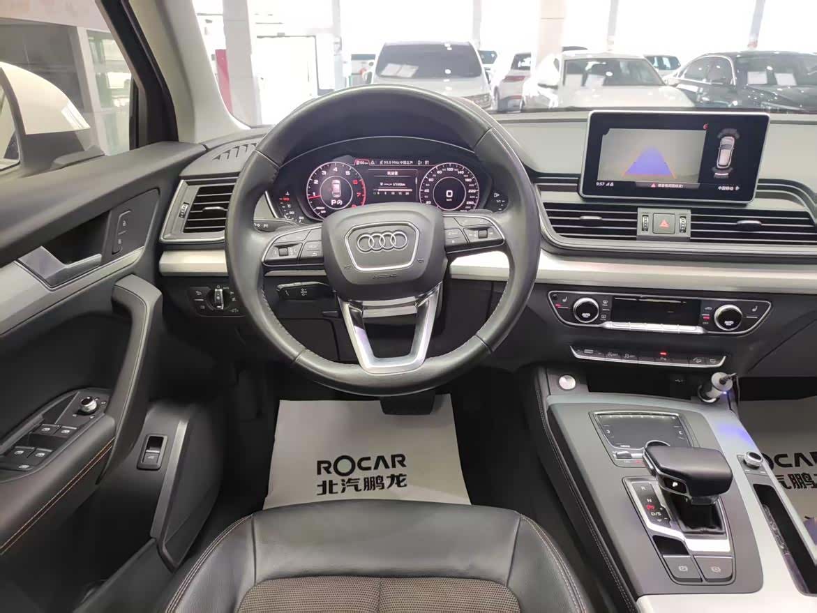 Audi Q5L, 2019 9