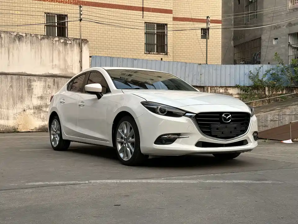 Mazda 3 Angkesaila