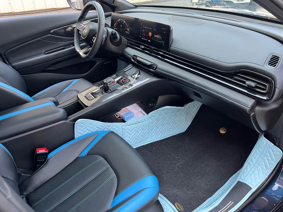 Trumpchi Shadow Leopard