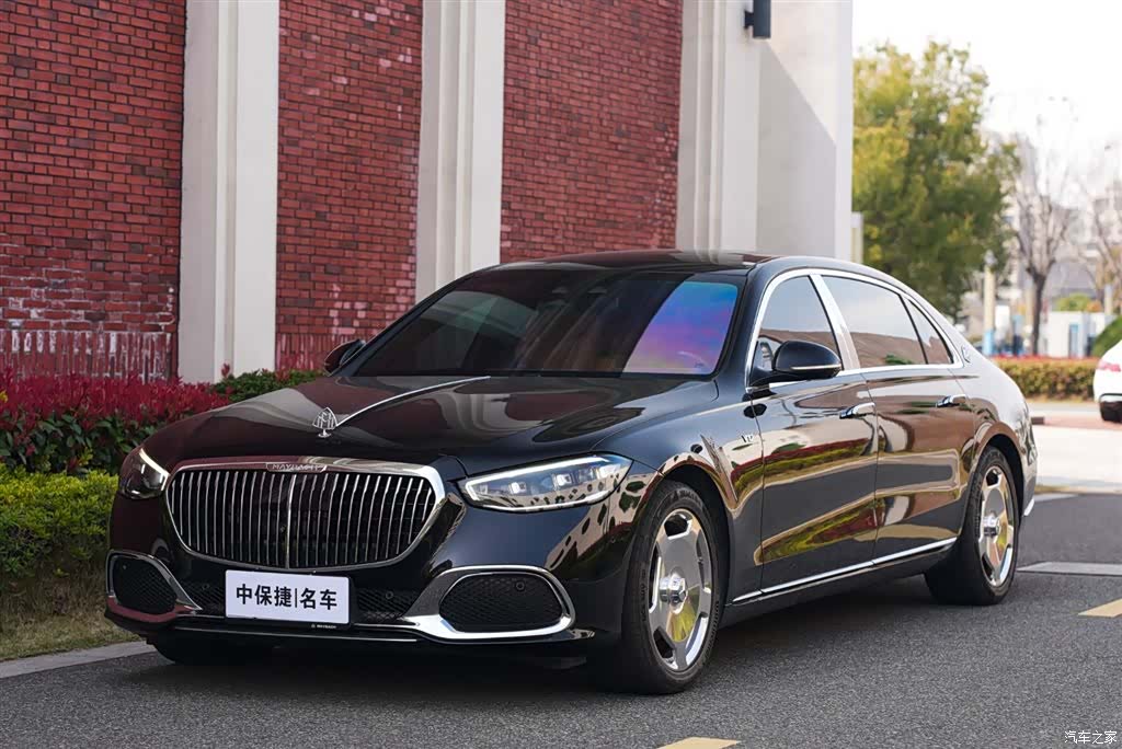 Maybach S-Class, 2023 1