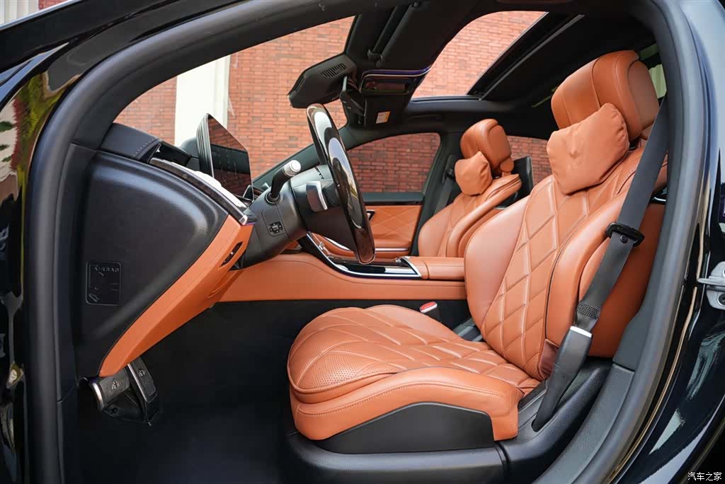 Maybach S-Class, 2023 6