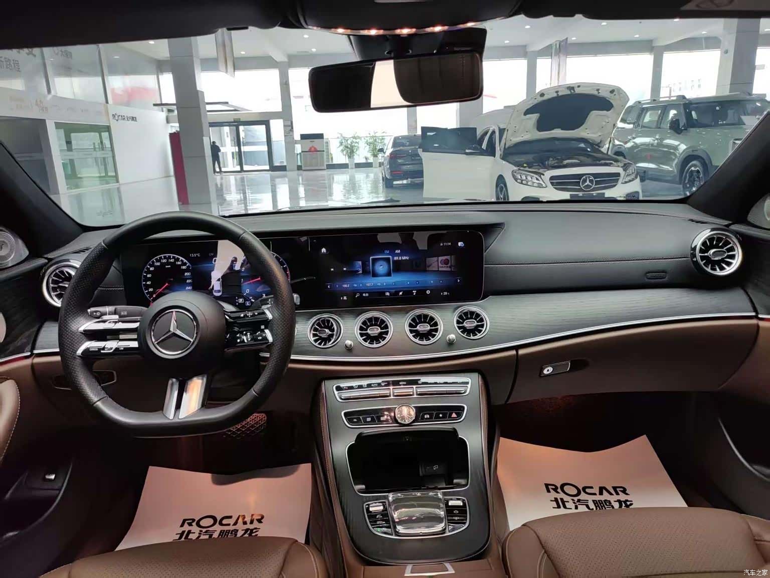 Mercedes-Benz E-Class, 2023 12