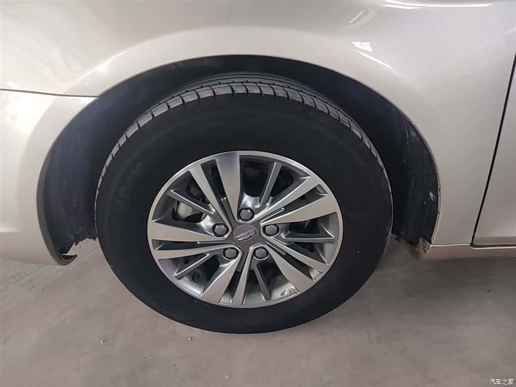 Geely Emgrand, 2018 23