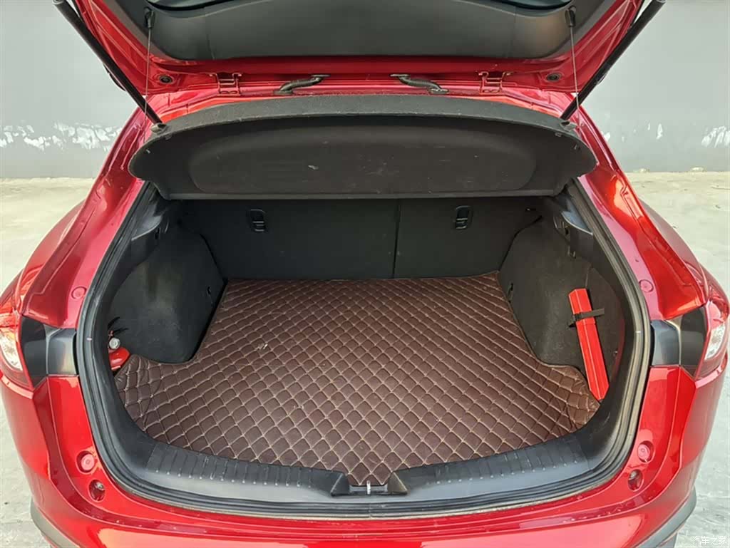 Mazda CX-4, 2018 9