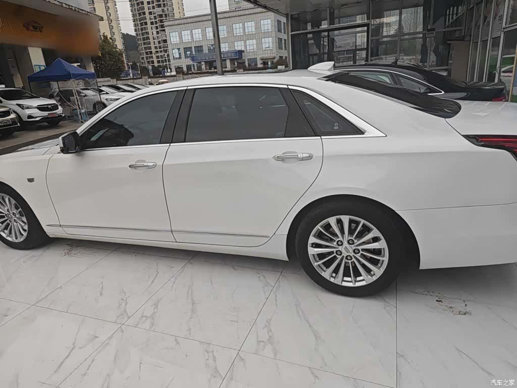 Cadillac CT6, 2018 3